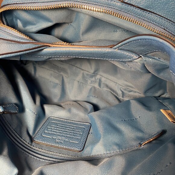 Coach Edie 31 36465 Blue Pebble Leather Embossed Horse & Carriage Shoulder Bag - Picture 14 of 16